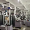 ماكينة اختبار بنظام سيرفو هيدروليك لقياس الصمود والتحمل (نظام متكامل لاختبار الكلال والعمر الافتراضي والتحمل للمواد، طراز مدمج)
